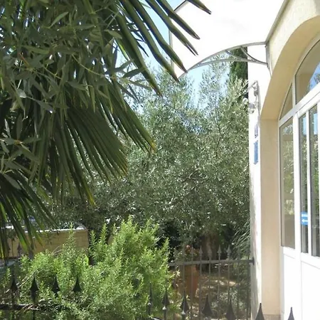 Studio In With Balcony, Air Condition, Wifi Daire Poreč