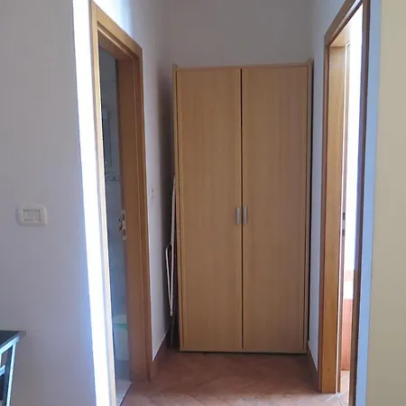 Apartament Studio In With Balcony, Air Condition, Wifi Poreč