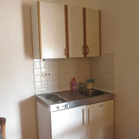 Apartman Studio In With Balcony, Air Condition, Wifi